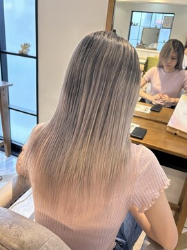 ラビスモア(Lovis moa) 切りっぱなしボブ/ピンクブラウン/エアリーロング/美髪のススメ