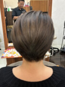 リベーヌプラス 絶壁解消/ひし形/くびれ/斜めバング/60代50代40代/ミセスヘア10B