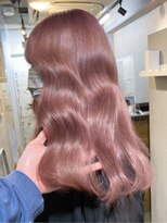 ジーナ オモテサンドウ(XENA)&nbsp;ケアブリーチ×ハイトーン×ピンクベージュ(表参道)