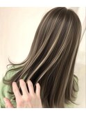 ハイライト　名東区　レイヤーカット　透明感カラー　