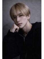 ベル 新宿(Belle)&nbsp;大人おしゃれmen's/ハイトーン/ベージュ/マッシュウルフ/新宿駅