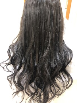 ニーナ ビューティーサロン(NINA Beauty Salon) 韓国風ダークトーンロング#プルエクステ #黒髪ロング