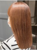 ぱっつん前髪オレンジベージュオレンジブラウンうるツヤ大人女子