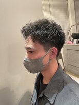 アーリー(early) 刈り上げショートパーマ