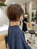 ステア ケース(stair case)&nbsp;丸みショートボブ　まとまる簡単スタイリング　耳掛けショート