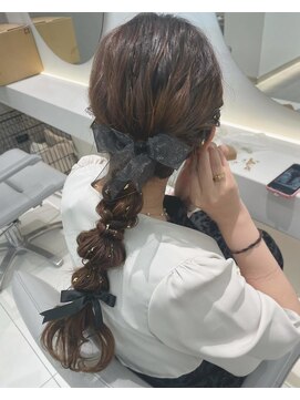 アールプラスヘアサロン(ar+ hair salon) 【新宿駅/新宿三丁目/ヘアセット/編みおろし】