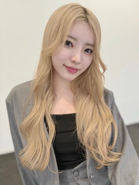 ユーフォリア 銀座(Euphoria) センター分けくびれヘア前髪ロングレイヤー韓国ヘアエモージュ