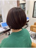 ショートボブ