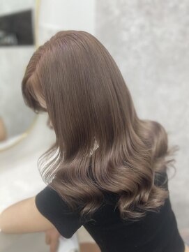 ラビス(Lovis) ミディアム/暗めカラー/デザインカラー/フェイスフレーミング