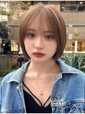 シースルミニマルボブショート顔まわり外ハネ切りっぱなしボブ