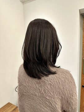  池袋 髪質改善 レイヤー 外ハネミディ ラベンダーグレー♪