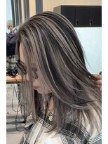 サロウィン 下北沢(SALOWIN)&nbsp;グレージュとブラウンのミックスカラー