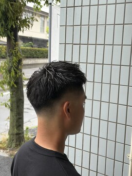 ザ クラン バイ ヘッドライト 仙台長町店(THE CLAN by HEADLIGHT) 【サイド膨らみ解決】ロースキンフェード/フェザーアップ/長町南