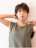 重過ぎないスタイリッシュなマッシュショートスタイル☆