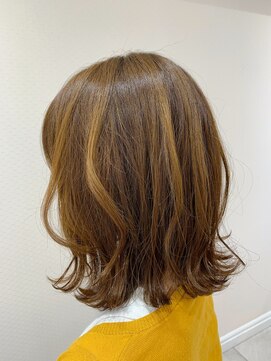 レ セゾン(Les Saisons) くすみゴールド× 切りっぱなし風外ハネボブ【大宮】