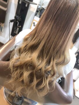 トゥエンティーフォー(24) 盛れる最新エクなら…絶対プルエクステ★