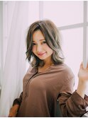 外ハネ/グレージュ