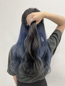 アライブ キチジョウジ(ALIVE Kichijoji) アレンジしてもかわいいインナーカラー