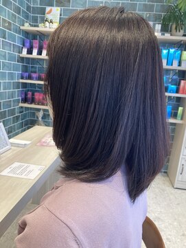 メリップ(MeLiP) ラベンダーカラー×内巻きスタイル