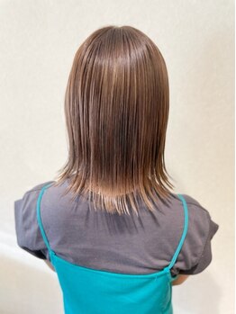 スーパーカット 元町店(SUPER CUT)の写真/繰り返すグレイカラーを質感生成トリートメント＜トステア＞と一緒に。 白髪ぼかしや明るい発色もお任せ！ 