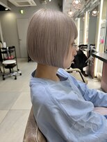 ユーフォリア エヌ 池袋サンシャイン通り店(Euphoria +n)&nbsp;10代20代人気/あごライン前下がりボブ/ホワイトミルクティー