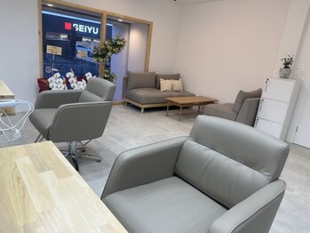 アート ミュゼ(a-to.musee)の写真/広々とした店内でゆったりとした時間を♪お子様が暇にならないようなクイックメニューもございます◎