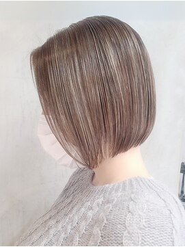 ソワネ 表参道(soigne) 表参道白髪ぼかしハイライトミディアムボブショートボブ40代50代