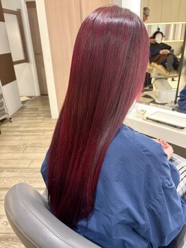 ソレリア(Soleria) 新宿/髪質改善/艶髪ピンクアッシュベージュ