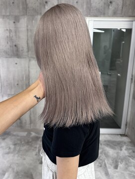 エヴァン(HEVIN) シルバーグレージュ