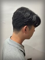レオヘアワークス(LEO HAIR WORKS) 刈り上げ センターパート