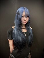 シキ(SHIKI)&nbsp;レイヤーカット　エンドカラー　十字架