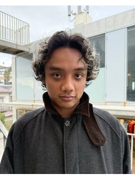 ビュートリアム 七里ヶ浜(BEAUTRIUM) エッジのある重めスタイルパーマ