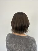 オリーブベージュ、ボブ