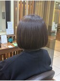 鎌倉大人ショートボブ顔回りレイヤーカットくびれショート30代
