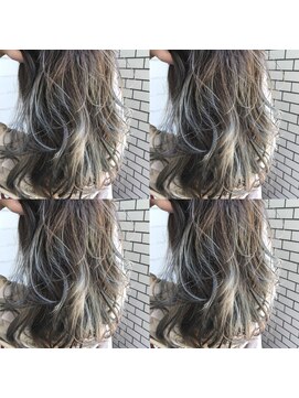 アトリエ ミム 二子玉川店(atelier mim) ブリーチ×グレージュ×クラシカルロング♪<二子玉川店>