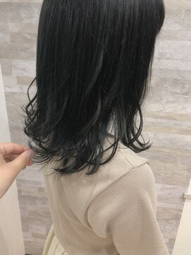 ラグシーセカンド(RAGCIE 2nd) 【Rio】セミロング×クラシックブルー