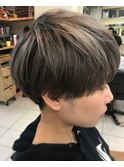 2ブロックマッシュショート　くびれショート　ラベージユ　YACHI