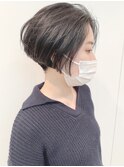 黒髪ハンサムショートセンターパート刈り上げツーブロック