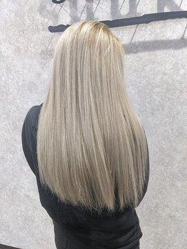 スーク 宜野湾店(suuk) ホワイトブロンド