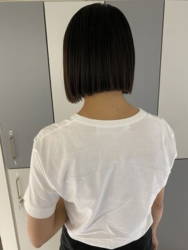 ラベスト キョウト(LOVEST) ザ切りっぱなしボブ