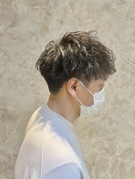 ダブルバイグリッター(W by GRITTERs) ツイストスパイラルパーマ【武田】