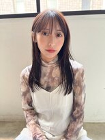 アム(amu)&nbsp;ピンクベージュ/ロングレイヤーぱっつん前髪/小顔カット