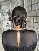 アーク 表参道(arc)&nbsp;タイトツインシニヨンアレンジ♪