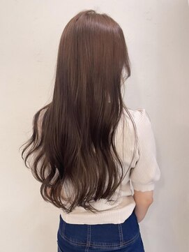 セルカ 新宿(CERCA) 暖かベージュ【CERCA新宿/新宿西口】