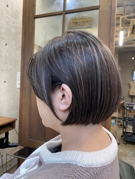 【30代・40代・50代】顔周りレイヤーボブ/白髪ぼかしハイライト