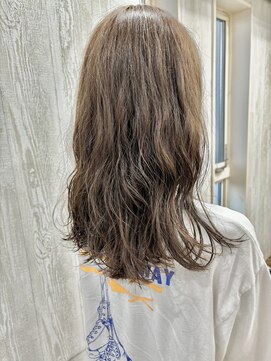 テーラヘアー 湘南台店(TELA HAIR) ベージュカラー×ゆる巻パーマ