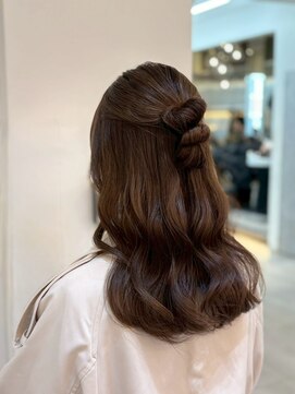 ノク 渋谷(nok) お呼ばれヘアハーフアップ_大人ガーリーダークアッシュ