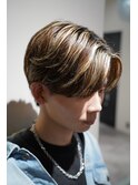 メッシュキャップハイライト 前下りセンターパート 毛流れパーマ