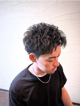 ヤマト(YAMATO)の写真/360度シルエットが綺麗な《波巻きスパイラル》や、無造作な質感の《ツイストスパイラルパーマ》が人気◎