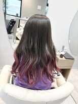 リヴナ(Livna) 推しカラーにもできるピンクのグラデーションカラー◎